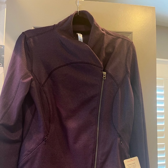 lululemon athletica Jackets & Blazers - NWT Lululemon Jacket- Purple- Size 12